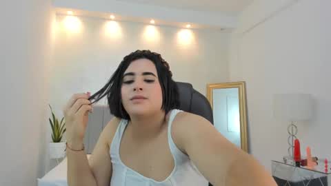 Snapshot of kendall_roous chatting on 18, 9, 2025 kendall_roous online show from 18, 9, 2025
