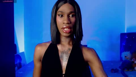 kendallgil_ online show from 4, 3, 2025