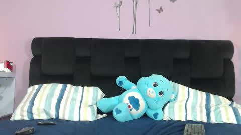 Snapshot of kendallwings chatting on 4, 10, 2025 kendallwings online show from 4, 10, 2025