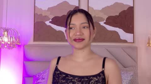 Kendal online show from 9, 11, 2025