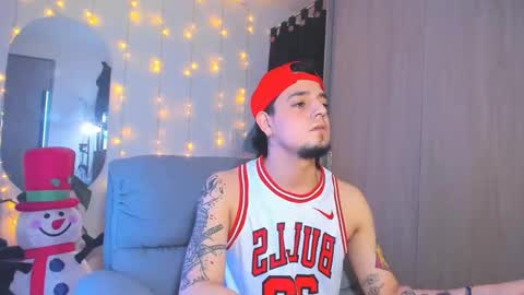 Snapshot of kendel_dimitri chatting on 14, 12, 2024 kendel_dimitri online show from 14, 12, 2024