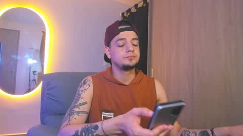 Snapshot of kendel_dimitri chatting on 12, 1, 2025 kendel_dimitri online show from 12, 1, 2025