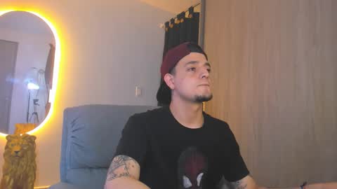 Snapshot of kendel_dimitri chatting on 21, 1, 2025 kendel_dimitri online show from 21, 1, 2025