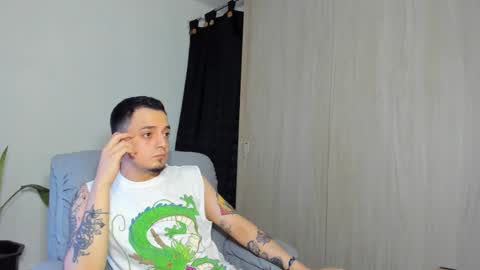 Snapshot of kendel_dimitri chatting on 6, 3, 2025 kendel_dimitri online show from 6, 3, 2025