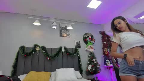 Kendra London online show from 14, 12, 2025