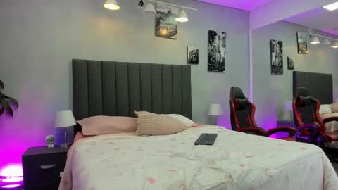 Snapshot of kendra_london chatting on 21, 3, 2026 Kendra London online show from 21, 3, 2026