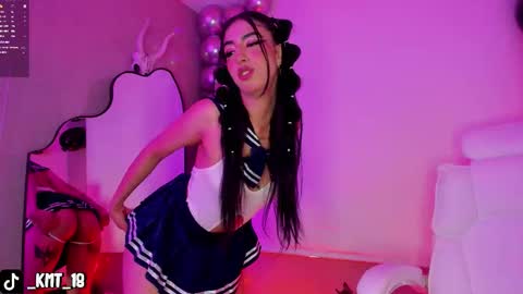 Snapshot of kendra_miller07_ chatting on 10, 10, 2025 Kendra online show from 10, 10, 2025