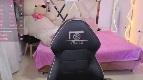 Snapshot of kendra_tay chatting on 8, 3, 2026 kendra online show from 8, 3, 2026