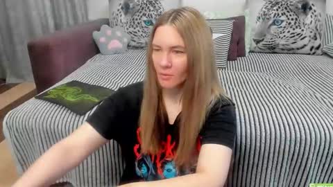 Kendra online show from 10, 5, 2026