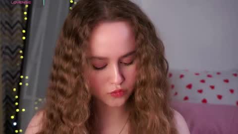 Kira online show from 30, 4, 2026