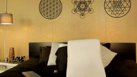 Snapshot of kendraleroy chatting on 25, 12, 2024 KENDRA online show from 25, 12, 2024