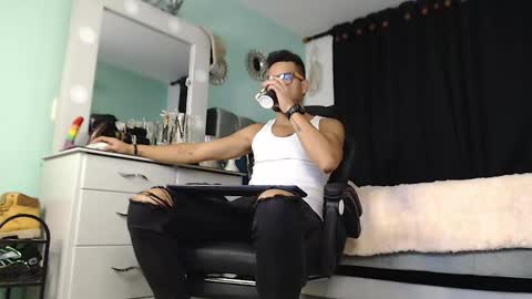 Snapshot of kenfenty chatting on 6, 2, 2025 Chriss Morales online show from 6, 2, 2025