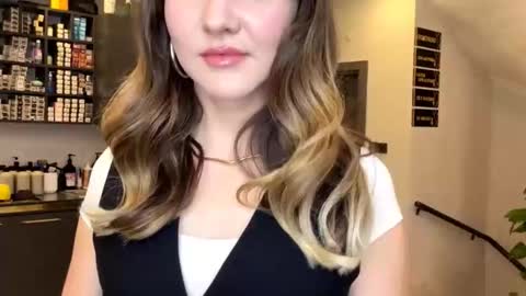 Elena online show from 16, 12, 2025