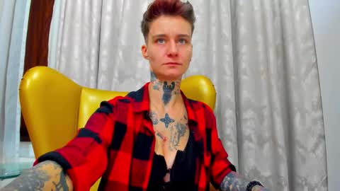 Snapshot of kennyandsellena chatting on 21, 11, 2025 Sellena and Kenny online show from 21, 11, 2025