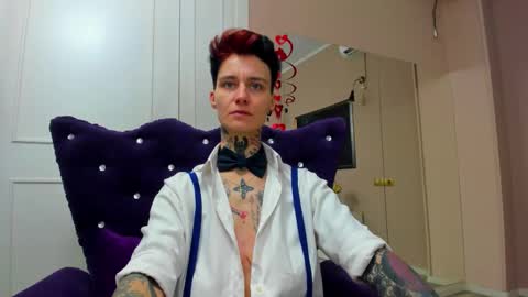 Snapshot of kennyandsellena chatting on 4, 12, 2025 Sellena and Kenny online show from 4, 12, 2025