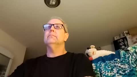 Snapshot of kensharho chatting on 21, 12, 2024 Ken online show from 21, 12, 2024