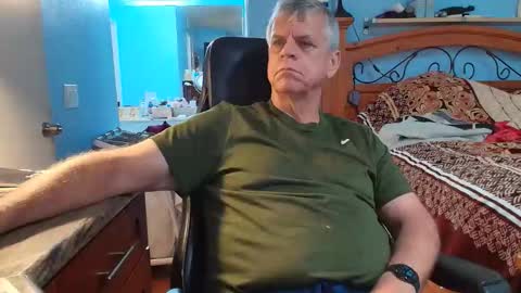 Snapshot of kent_ham chatting on 24, 10, 2025 kent_ham online show from 24, 10, 2025