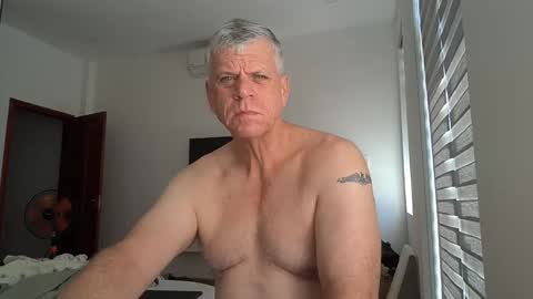 Snapshot of kent_ham chatting on 2, 3, 2026 kent_ham online show from 2, 3, 2026