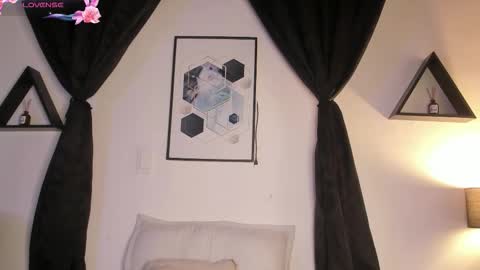 KENTHA  online show from 6, 3, 2026