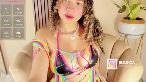 Snapshot of kenykitty chatting on 11, 1, 2025 Keny Kitty Onlyfans Kenayfoxx online show from 11, 1, 2025