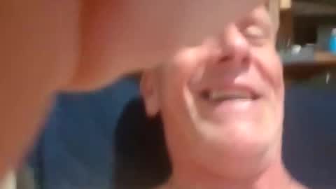 Snapshot of kerikpeter chatting on 4, 4, 2026 kerikpeter online show from 4, 4, 2026