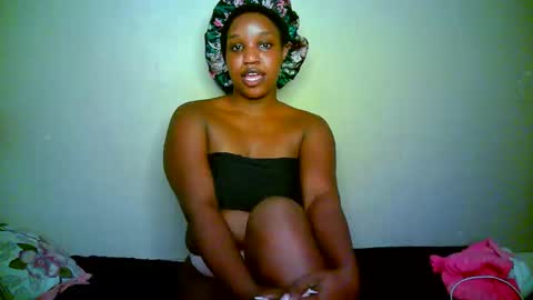 Snapshot of kering_lovly chatting on 20, 9, 2025 kering_lovly online show from 20, 9, 2025