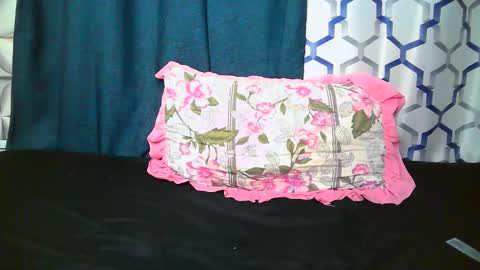 Snapshot of kering_lovly chatting on 20, 10, 2025 kering_lovly online show from 20, 10, 2025