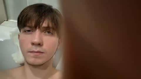 Snapshot of kero180 chatting on 10, 2, 2025 Kero online show from 10, 2, 2025