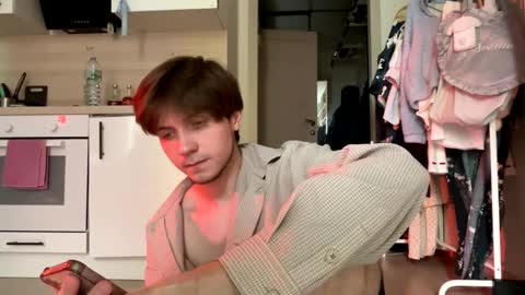 Snapshot of kero180 chatting on 8, 3, 2025 Kero online show from 8, 3, 2025