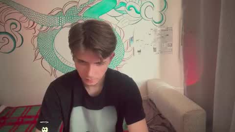 Snapshot of kero180 chatting on 27, 9, 2025 Kero online show from 27, 9, 2025