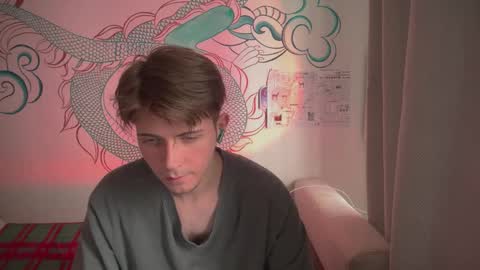 Snapshot of kero180 chatting on 5, 10, 2025 Kero online show from 5, 10, 2025