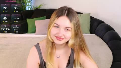 Snapshot of kerry_mell chatting on 2, 5, 2026 kerry_mell online show from 2, 5, 2026