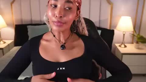 Snapshot of ketty_89 chatting on 8, 7, 2026 Kety online show from 8, 7, 2026