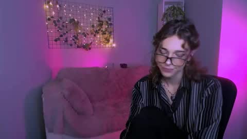 kevi here online show from 14, 9, 2025