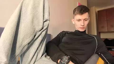 Snapshot of kevin_hornyyy chatting on 25, 5, 2026 kevin online show from 25, 5, 2026