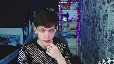 Snapshot of kevin_joestar chatting on 18, 12, 2024 Kevin online show from 18, 12, 2024