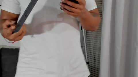 Snapshot of kevin_lance chatting on 2, 2, 2025 Kevin Lance online show from 2, 2, 2025