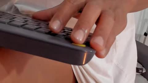 Snapshot of kevin_lance chatting on 1, 11, 2025 Kevin Lance online show from 1, 11, 2025