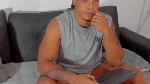 Kevin Lance online show from 11, 5, 2026