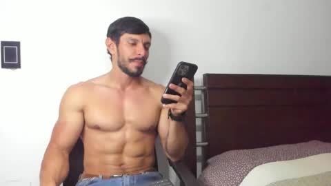 Snapshot of kevin_malone22 chatting on 4, 11, 2025 kevin_malone22 online show from 4, 11, 2025