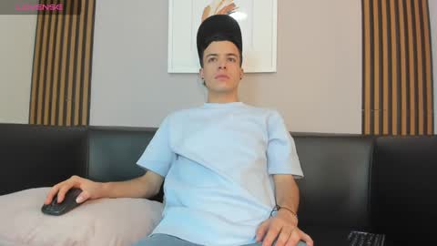 Sexy  Hot Kevin online show from 14, 9, 2025