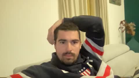 Snapshot of kevinpillobello chatting on 4, 12, 2025 kevinpillobello online show from 4, 12, 2025