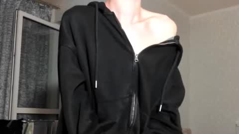 Snapshot of kevinsupershy chatting on 23, 6, 2026 kevinsupershy online show from 23, 6, 2026