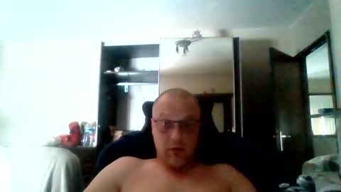 kevintje031987 online show from 9, 8, 2026
