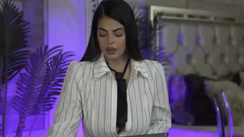 keylaconner online show from 4, 12, 2025