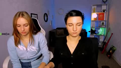 Snapshot of keylas_moan chatting on 6, 10, 2025 Keylas online show from 6, 10, 2025