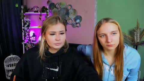 Snapshot of keylas_moan chatting on 15, 10, 2025 Keylas online show from 15, 10, 2025