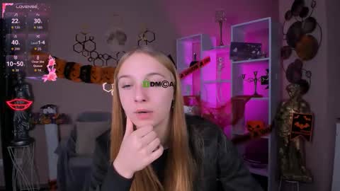 Snapshot of keylas_moan chatting on 21, 10, 2025 Keylas online show from 21, 10, 2025