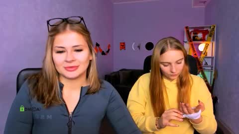 Snapshot of keylas_moan chatting on 1, 11, 2025 Keylas online show from 1, 11, 2025