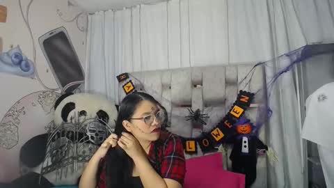 Snapshot of keyra_miller chatting on 1, 11, 2025 keyra_miller online show from 1, 11, 2025